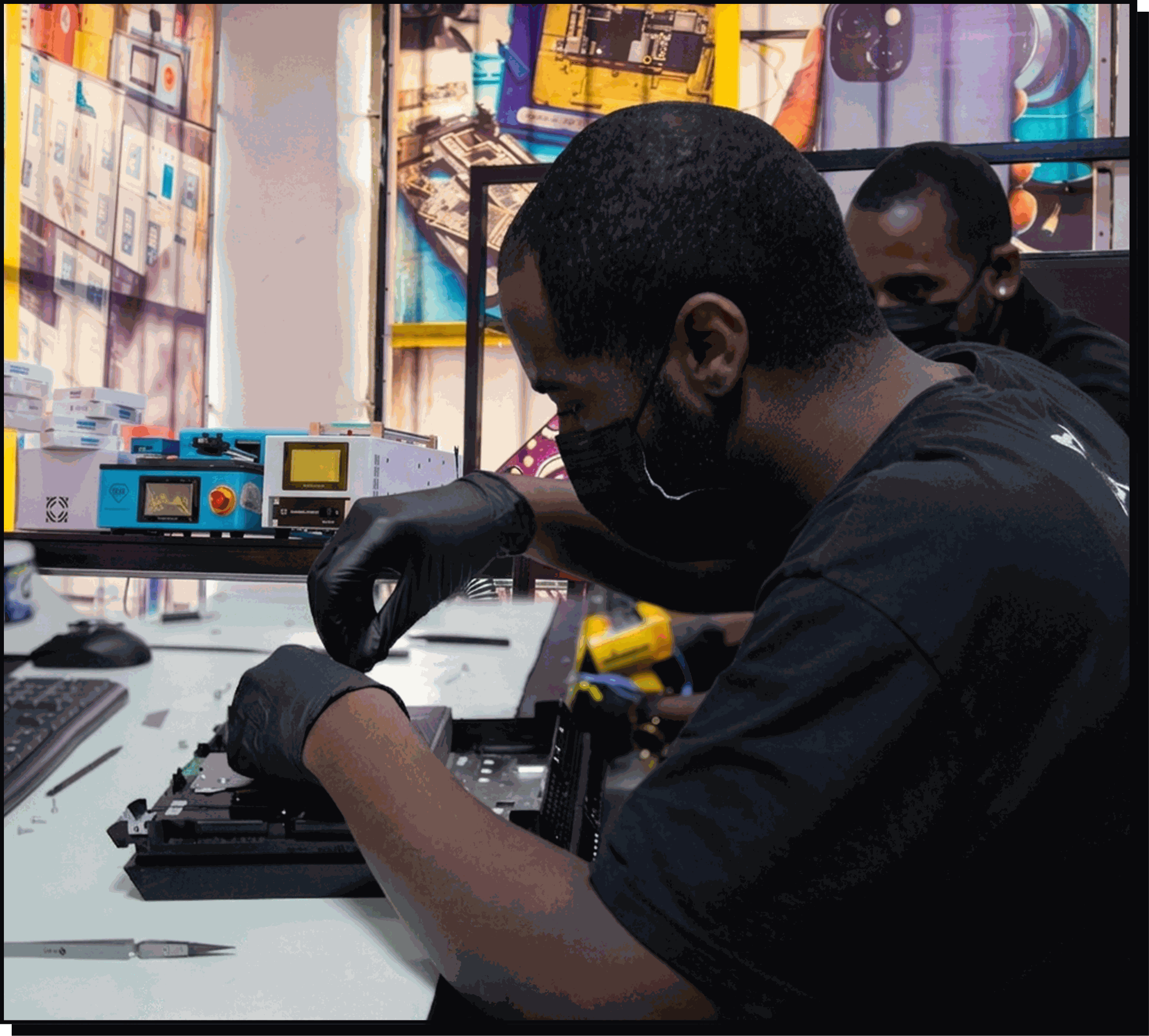 Expert phone & laptop repairs technician