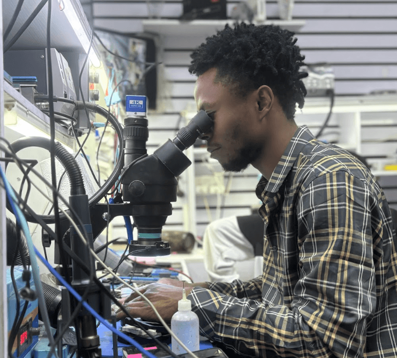 Phone & Laptop Repair